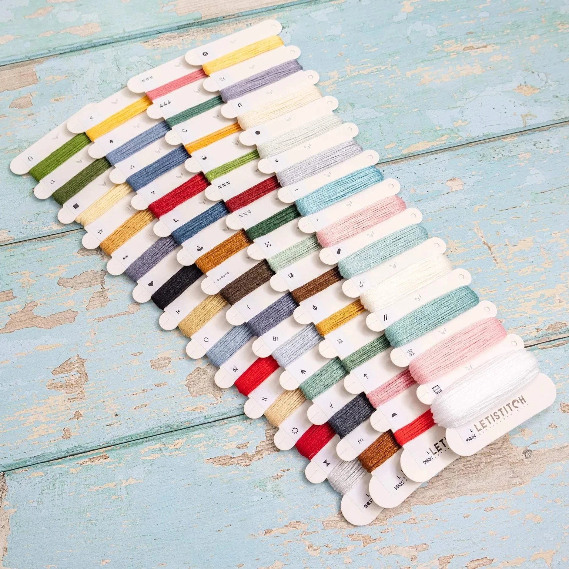 London Winter Charm cross stitch kit with 16 count aida fabric and instructions