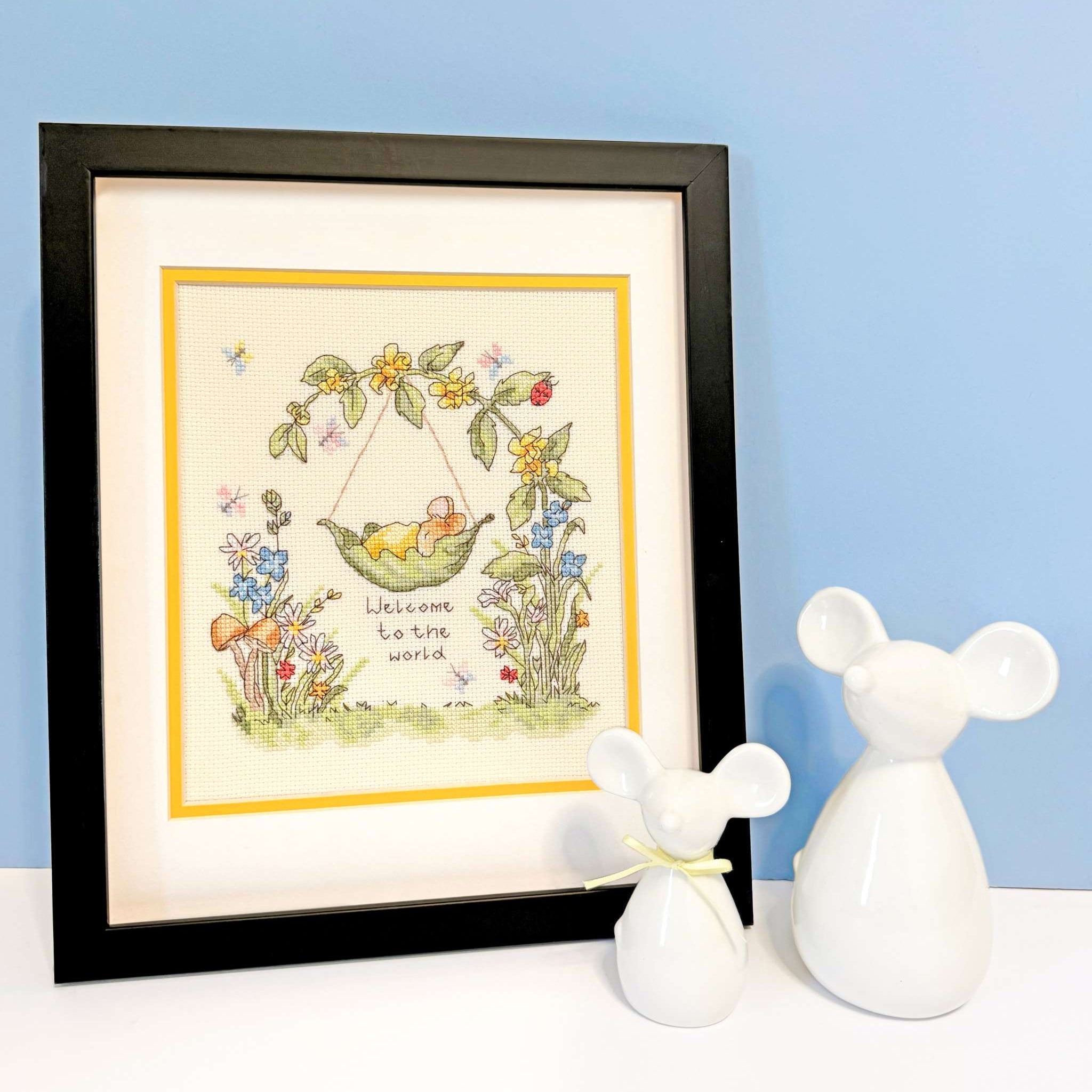 Little Acorns Cross Stitch Kit with 14-count Aida fabric and alphabet customization