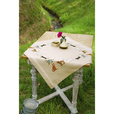 Tablecloth Embroidery Kit ~ Cats