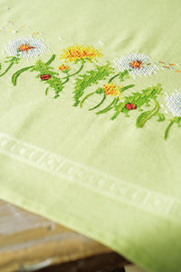 Tablecloth Embroidery Kit ~ Dandelions
