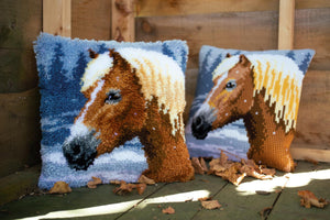 Cushion Latch Hook Kit ~ Horse