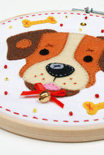 Load image into Gallery viewer, Felt Craft Kit with Frame ~ Dog