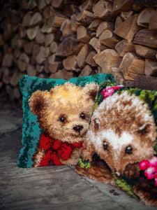 Cushion Latch Hook Kit ~ Little Bear