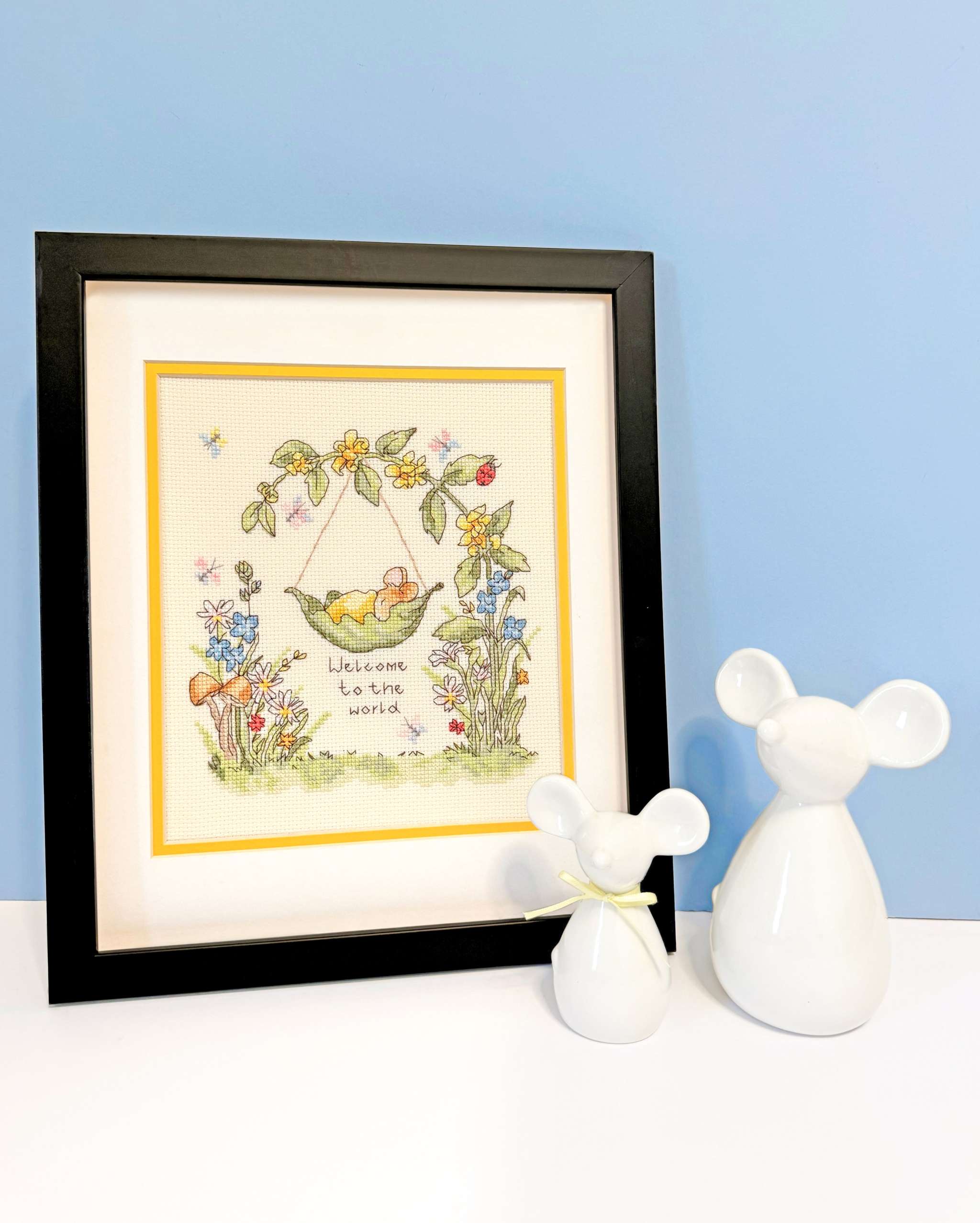 Little Acorns Cross Stitch Kit with 14-count Aida fabric and alphabet customization