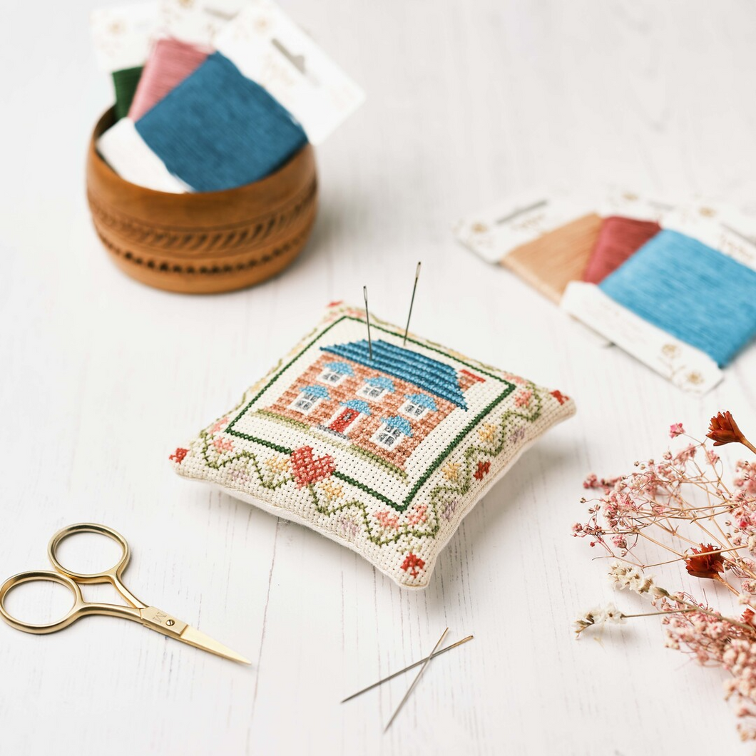 Pin Cushion (Heritage Collection) Cross Stitch Kit