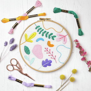 Graphic Floral (Ana Clara) Embroidery Kit