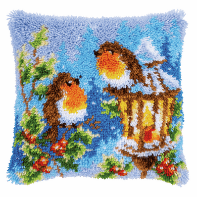 Robins with Christmas - Latch Hook Cushion Front Kit