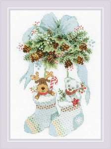 Bear, Cones and Deer Cross Stitch Kit
