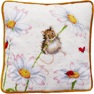 Daisy Mouse Tapestry Kit