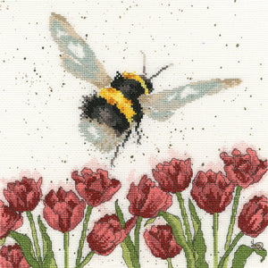 Flight of the Bumblebee Gift Set - Cross Stitch Kit, A6 Notebook & Pen